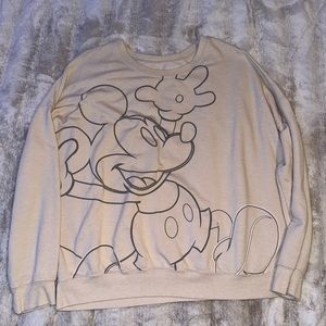 Super cute mickey crewneck